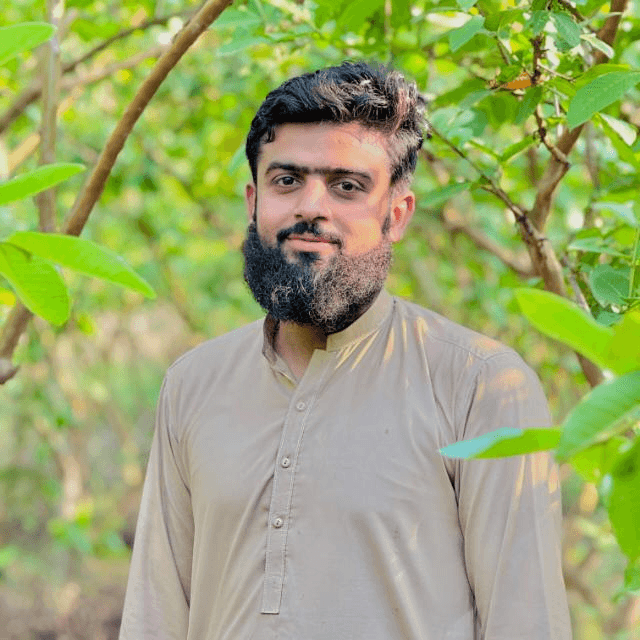 Tajammal Hussain - Owner of Siddique Aluminium & Glass